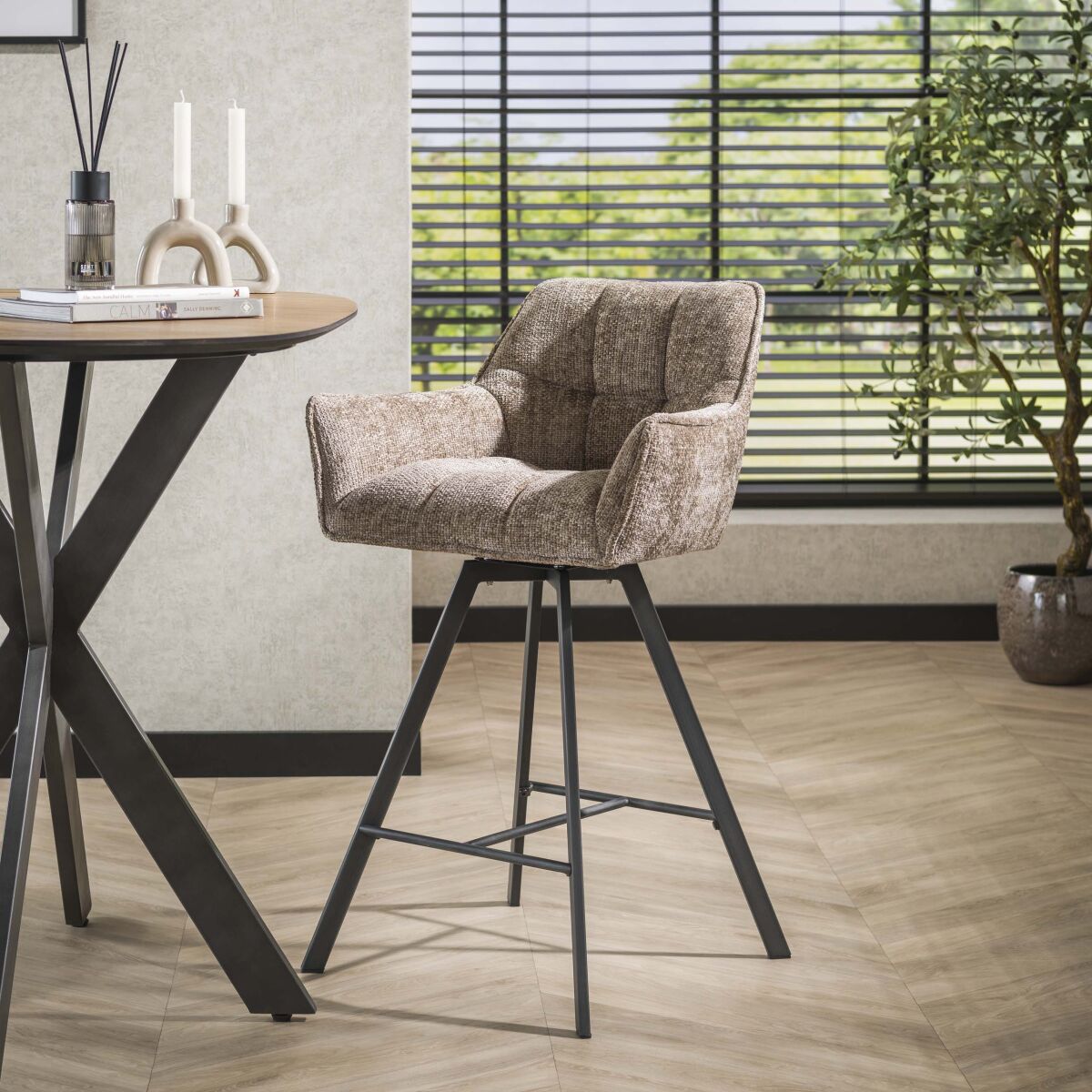 Raster Swivel Bar Chair Set of 2 – Hoven champagne