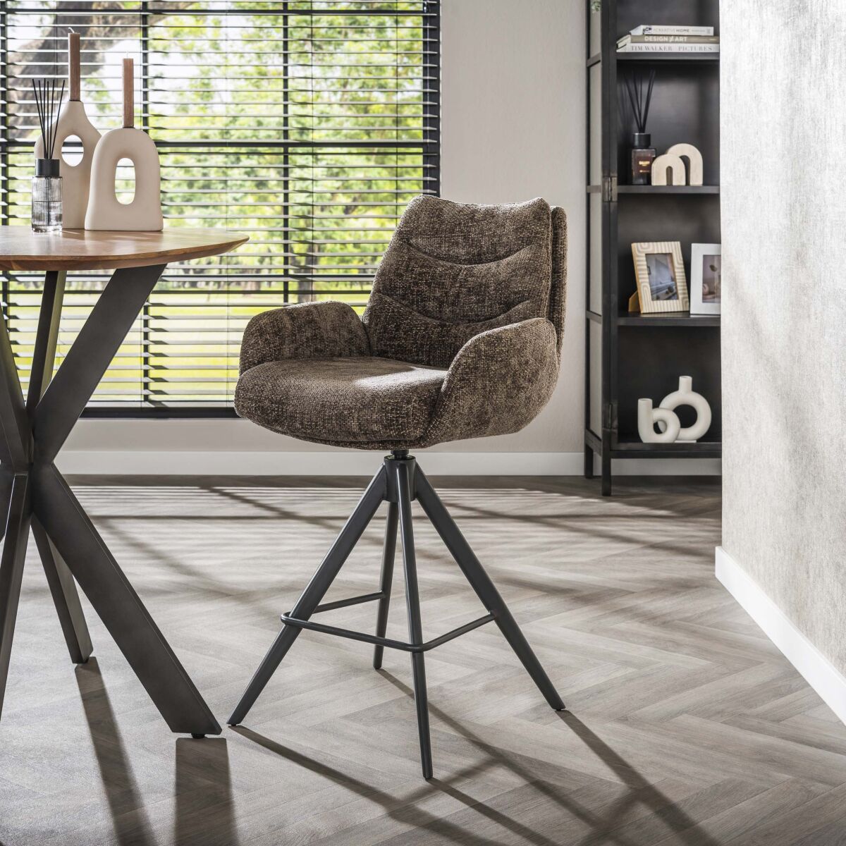 Lounge Swivel Bar Chair, Set of 2 – Hoven taupe