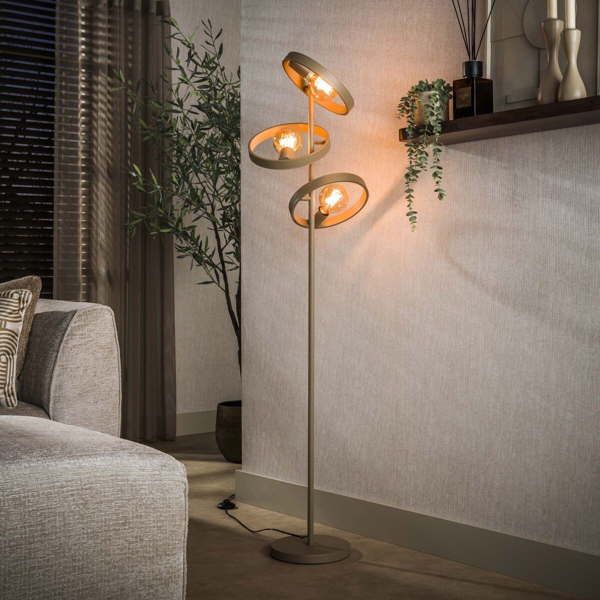 Põrandalamp Hover 3-tule kaasaegne disain – Beige