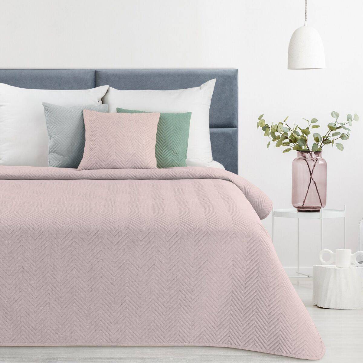 Linen Bedspread 320 x 220 cm in Pink