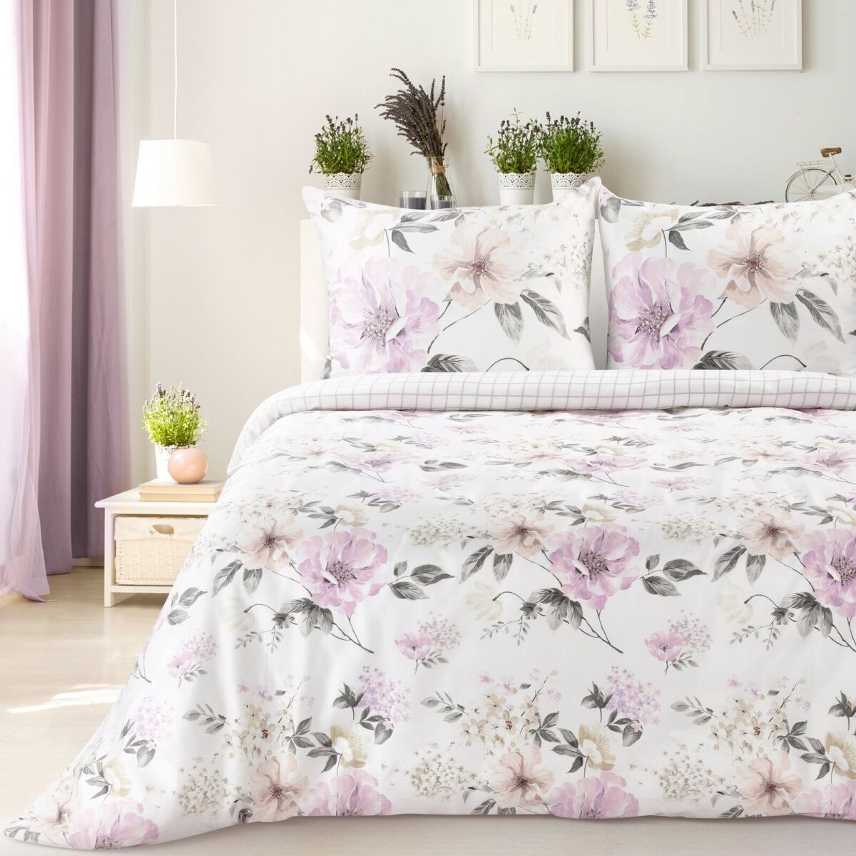 Satin Bedding Set “Spring 31” in White, 220 x 200 cm